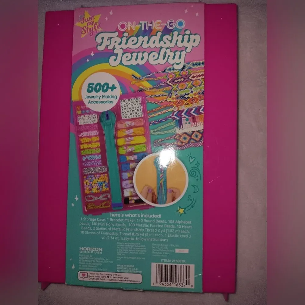 NWOT Just My Style On-The-Go Friendship Jewelry Kit